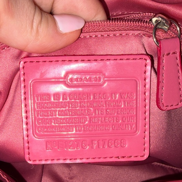 Coach Vintage Y2K Quilted Tote Bag: Rose Pink Signature, Patent Leather Trim - Picture 8 of 16